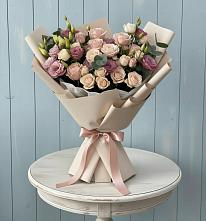 Букет цветов из:  Розы и Лизиантусы #REPLACE_PRED# Увельском