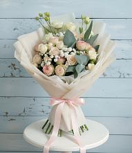 Букет цветов из:  Розы и Лизиантусы #REPLACE_PRED# Увельском