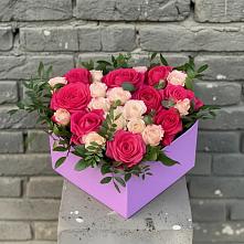 Цветочная композиция из Розы в коробке в Увельском