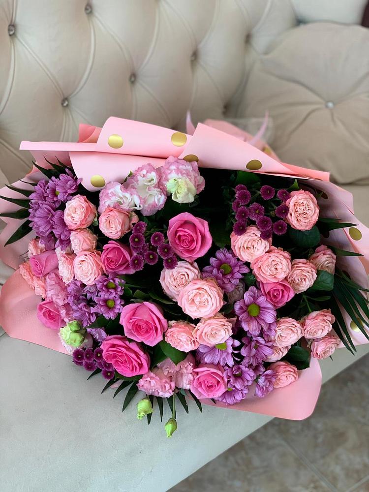 Букет цветов из: Хризантемы, Розы и Лизиантусы в Увельском