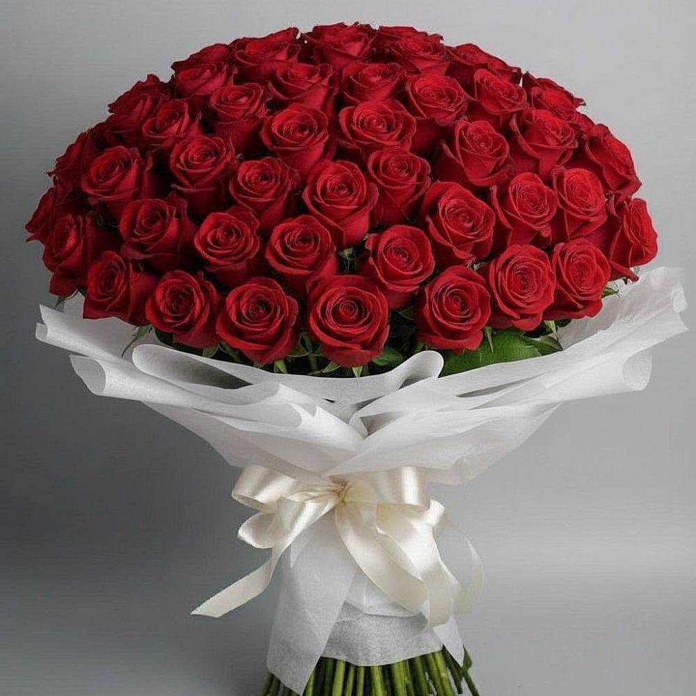 Букет 101 Красная роза Блэк Мэджик в Увельском