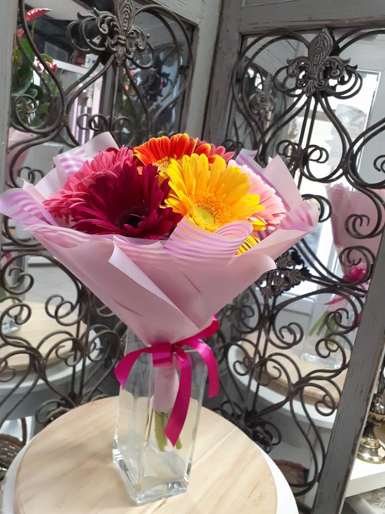 Букет цветов из: Герберы в Увельском