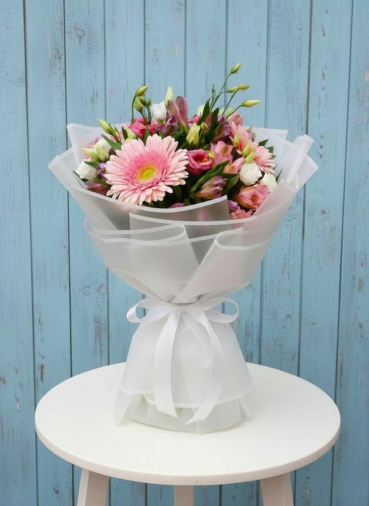 Букет цветов из: Герберы, Альстромерии и Лизиантусы в Увельском