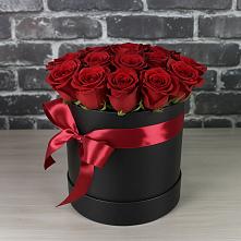 Цветочная композиция из Розы в шляпной коробке в Увельском