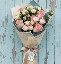 Букет цветов из:  Розы в Увельском