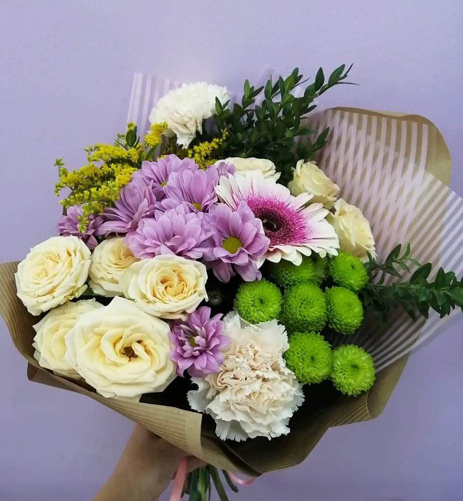 Букет цветов из: Хризантемы, Розы, Гвоздики и Герберы в Увельском