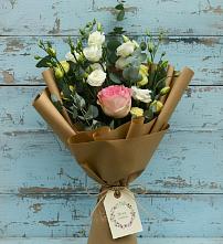 Букет цветов из:  Розы и Лизиантусы #REPLACE_PRED# Увельском